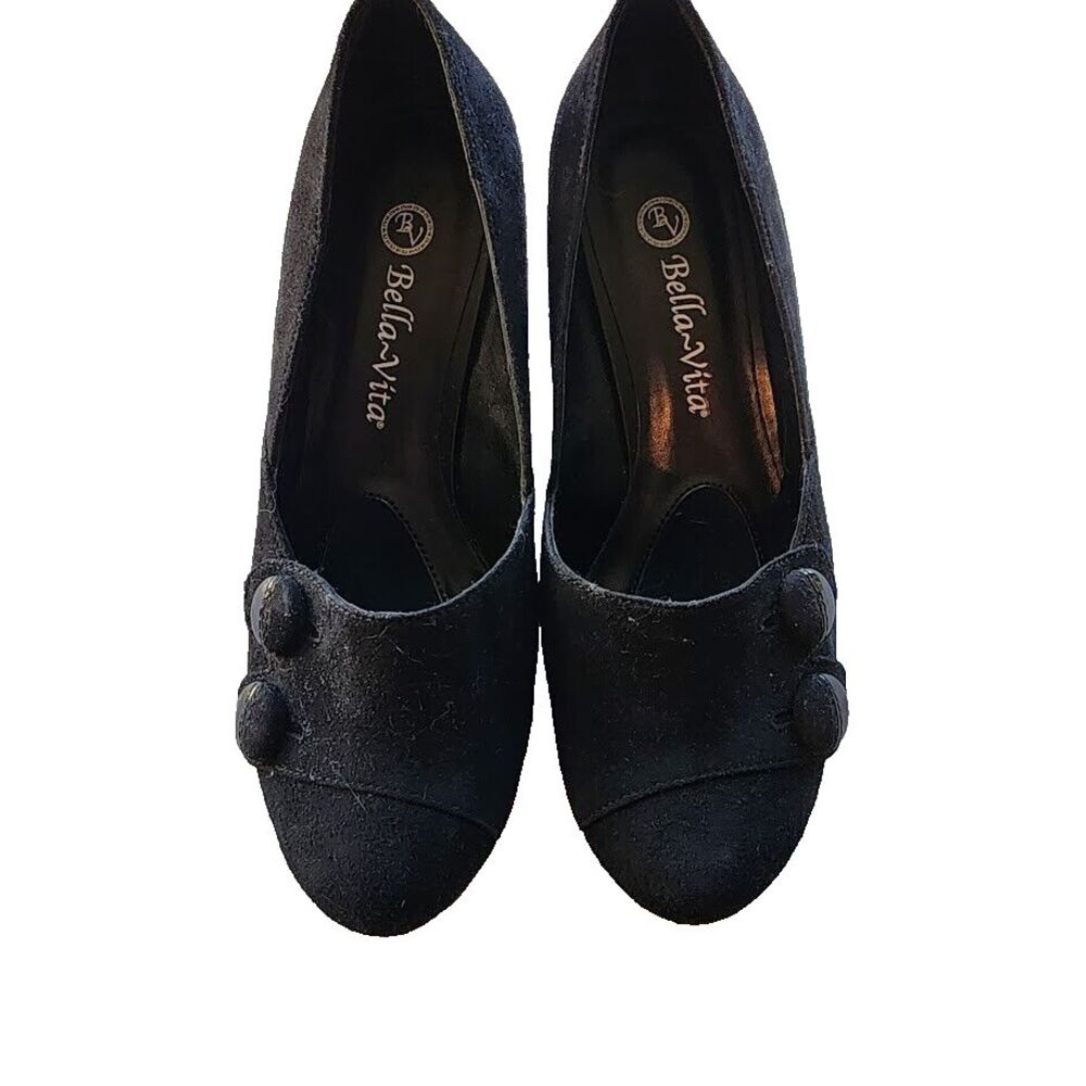 Bella Vita Teeker 6.5 Wide Women's Pumps Black Button Suede/Patten Leather NIB